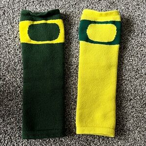 BNWOT super soft Oregon Ducks women’s leg warmers (one size)